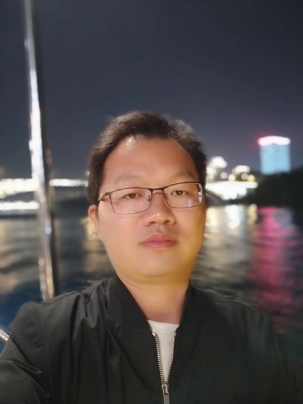 祝你平安的第一张照片--合肥相亲服务中心