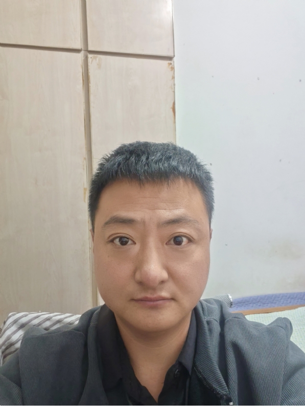 追爱大叔的第一张照片--合肥相亲服务中心