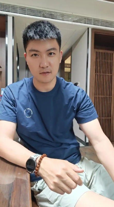 大鹏展翅的第三张照片--合肥相亲服务中心