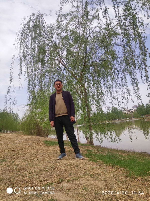 风中的烟头的第一张照片--合肥相亲服务中心