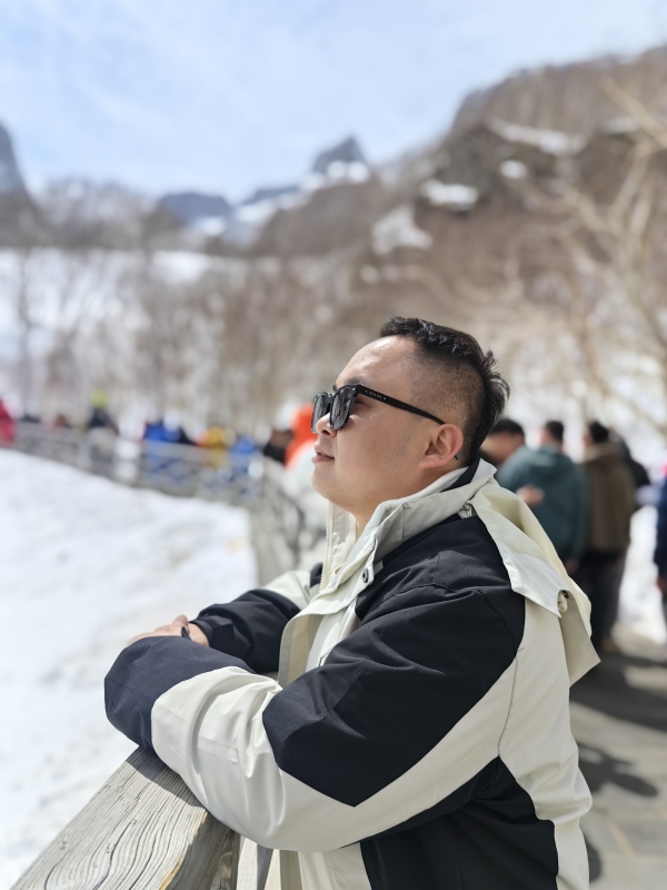 小龙的第一张照片--合肥相亲服务中心