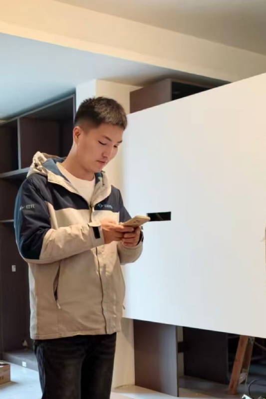 熊展的第一张照片--合肥相亲服务中心