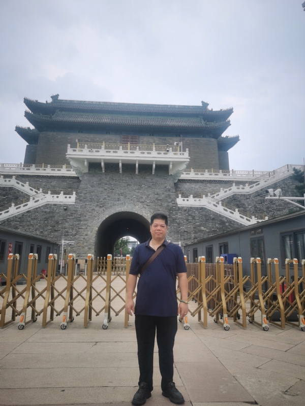 伟哥的第一张照片--合肥相亲服务中心