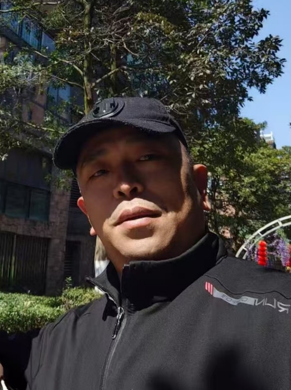 蓝色海洋的第一张照片--合肥相亲服务中心